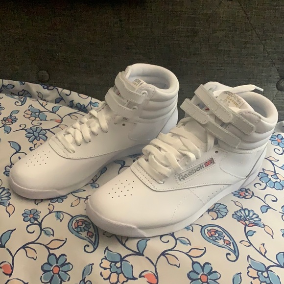 Reebok | Shoes | Saleclassic Reebok High Tops White Leather Sz75 | Poshmark